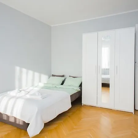 Apartman Shortstaypoland Bonifraterska *